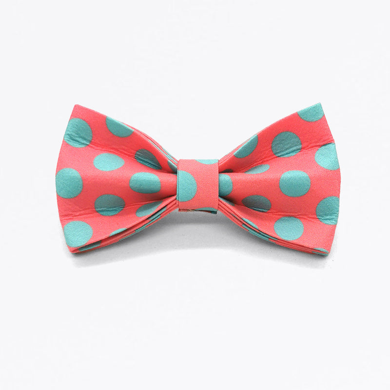 Wave Point Green Dog Bow Tie